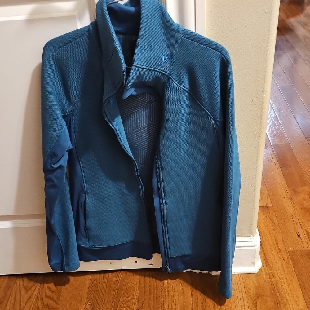 Under Armour Blue Utility Jacket with Water-Resistant Finish